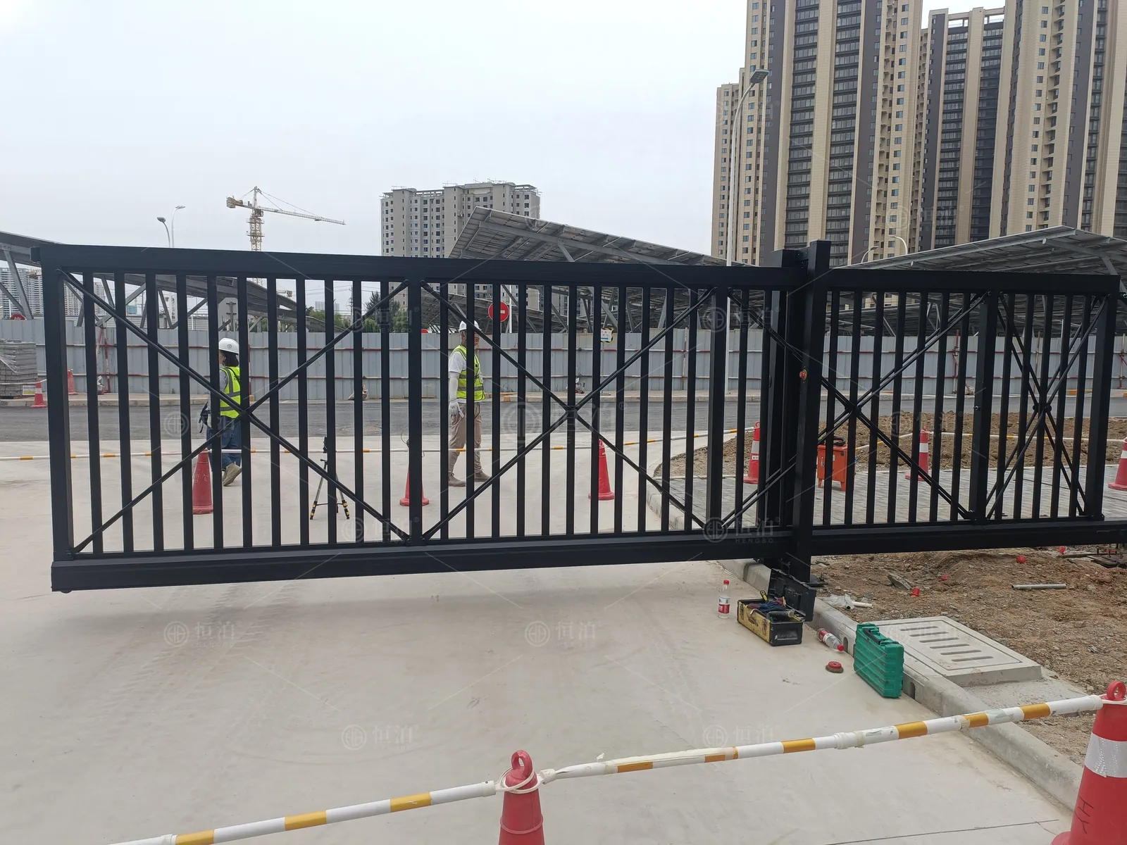 A cantilever gate during campus construction — Portland, United States.